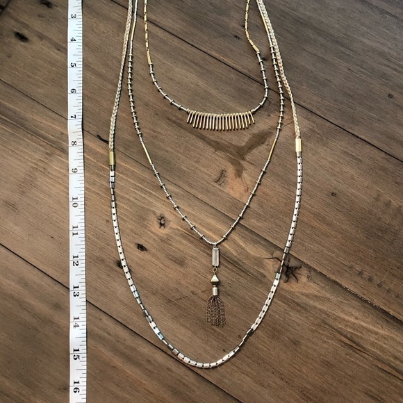 𝅺STELLA and Dot Riad three tier necklace - Picture 9 of 10